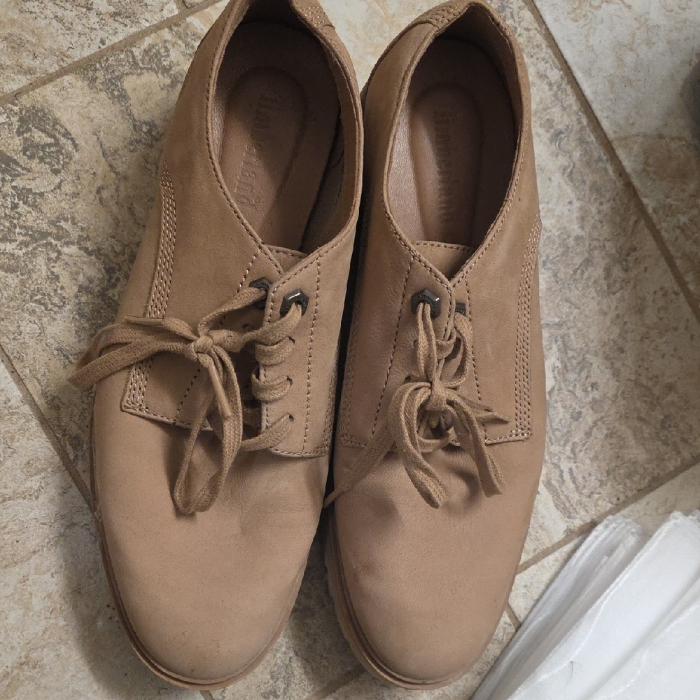 TIMBERLAND Tan Leather Oxfords
